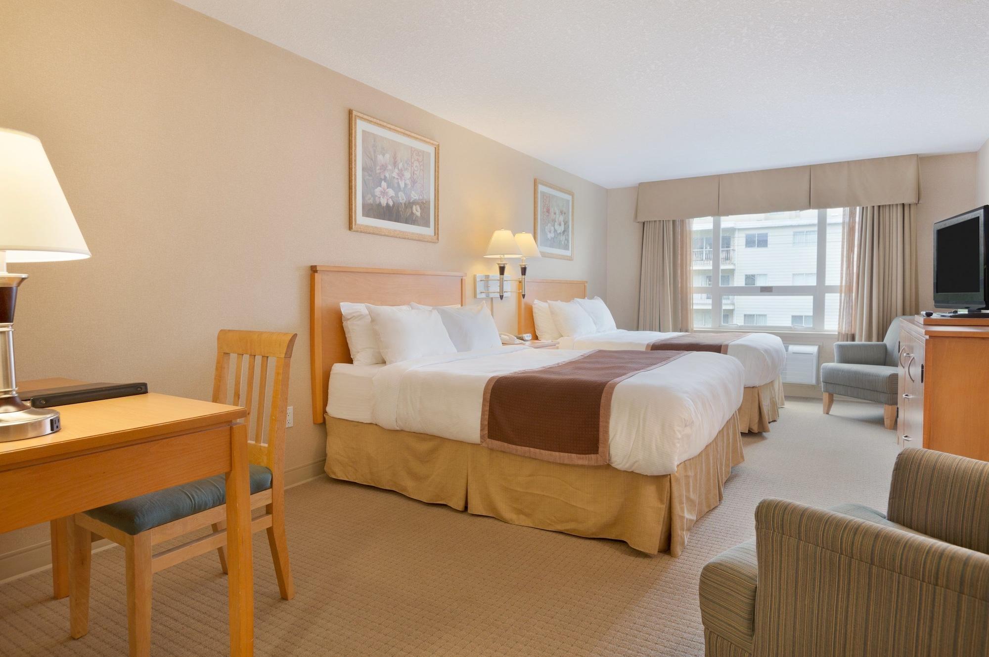Ramada By Wyndham Nanaimo Hotel Exterior photo